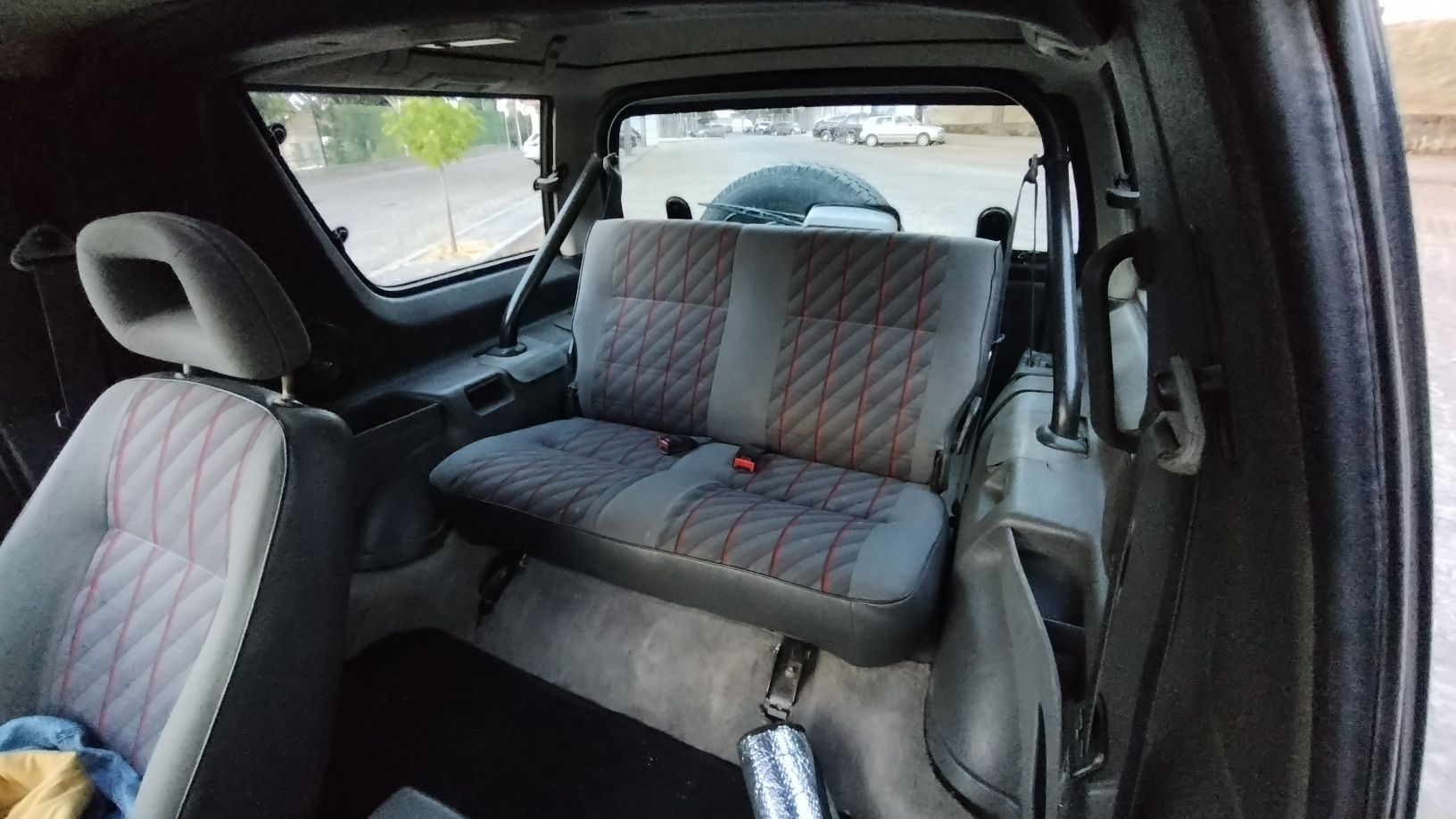 Opel Frontera 2.0i