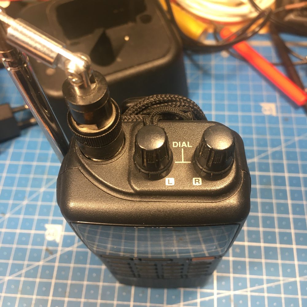 Icom IC-R20 Сканирующий приемник. Это не рация!