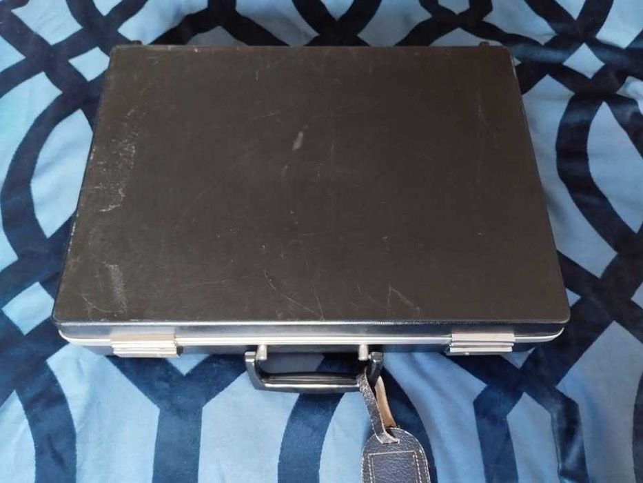 Mala de negócios em plástico vintage