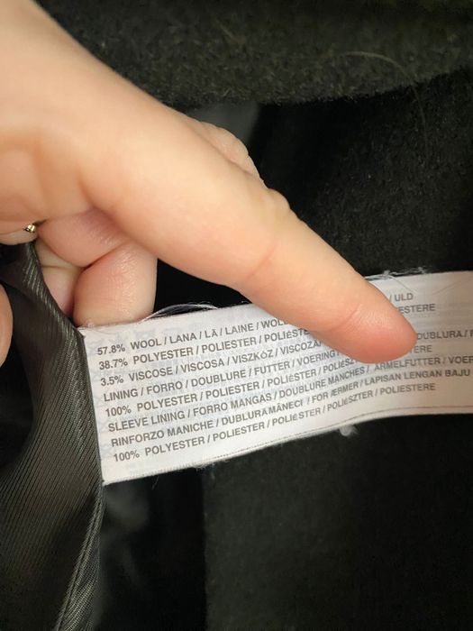 Ciepły, Wełniany płaszcz, złote guziki