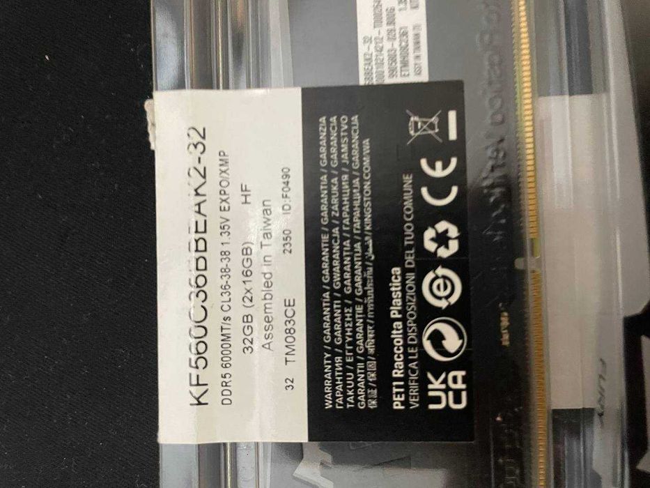 Kingston FURY RGB DDR5 6000 32Gb (2x16) KF560C36BBE2AK2-32