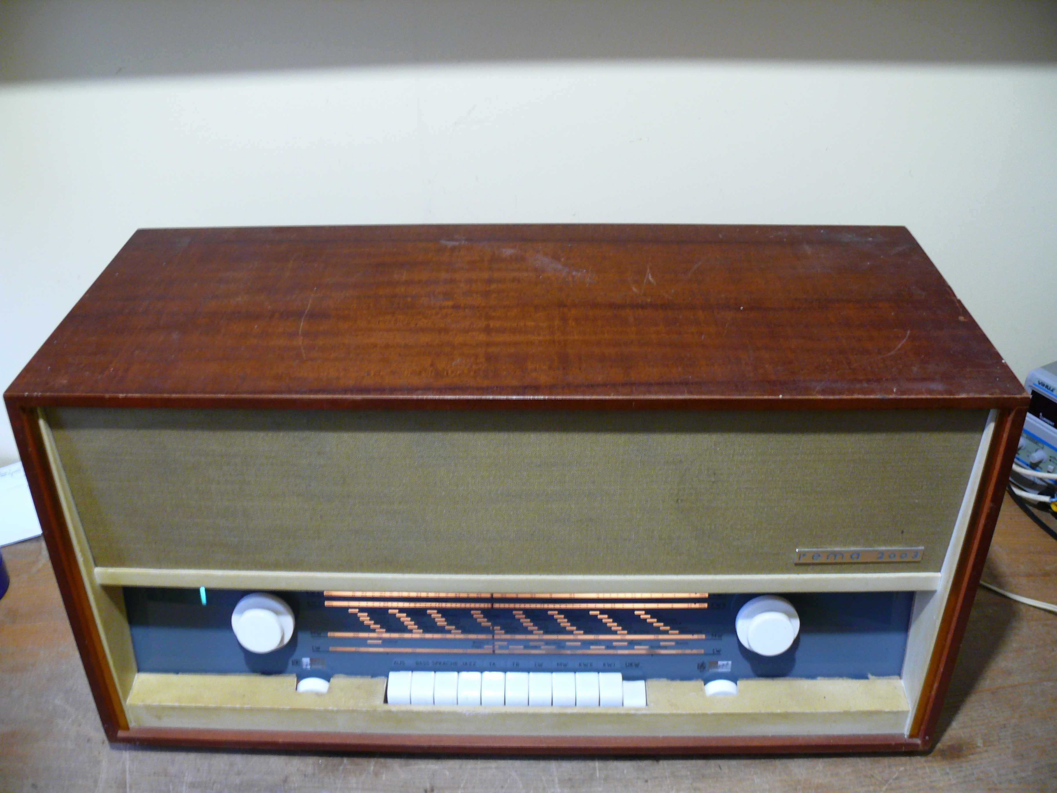 Radio lampowe niemieckie REMA 2003