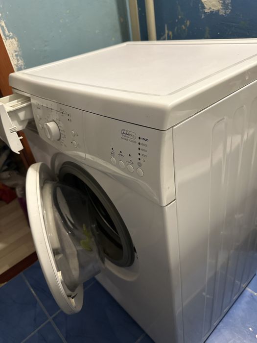 Продам. Пральна машина Whirlpool б/у