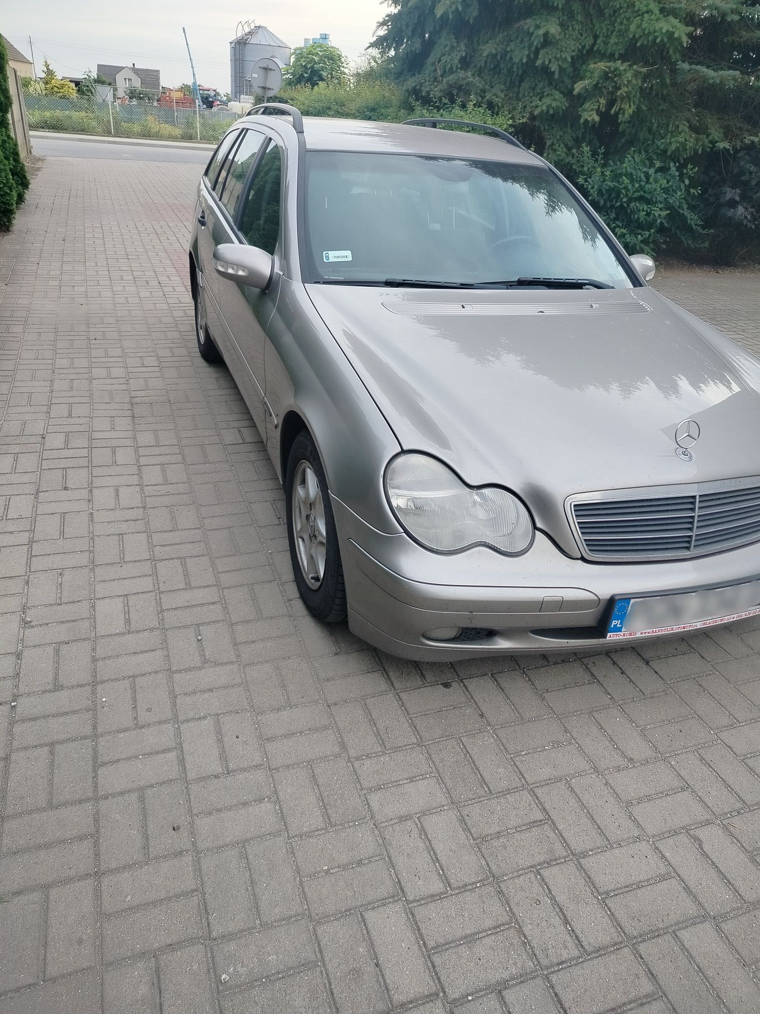 Sprzedam Mercedes C klasa W 203