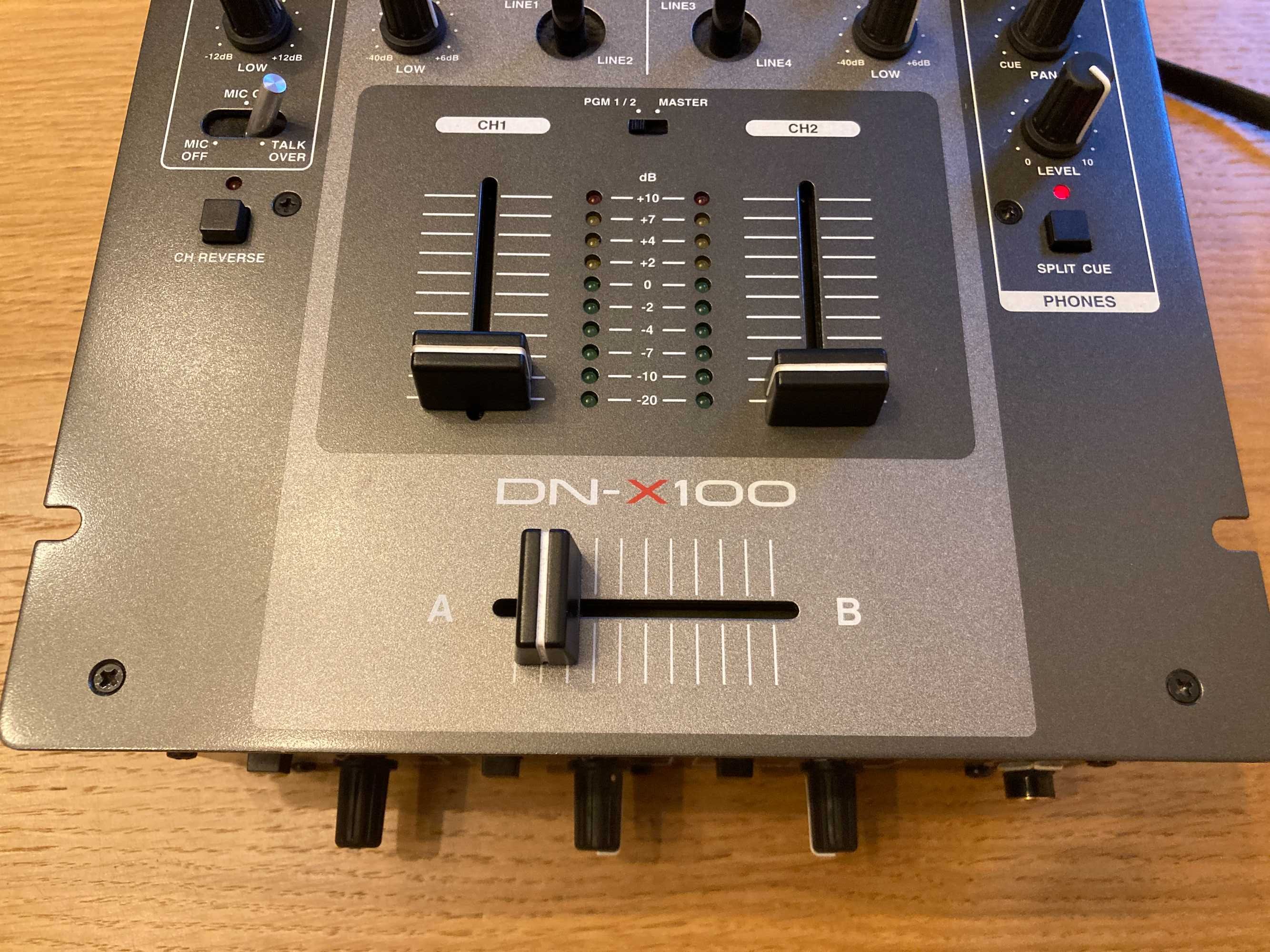DJ Mikser Denon dn-x100 dwa kanały