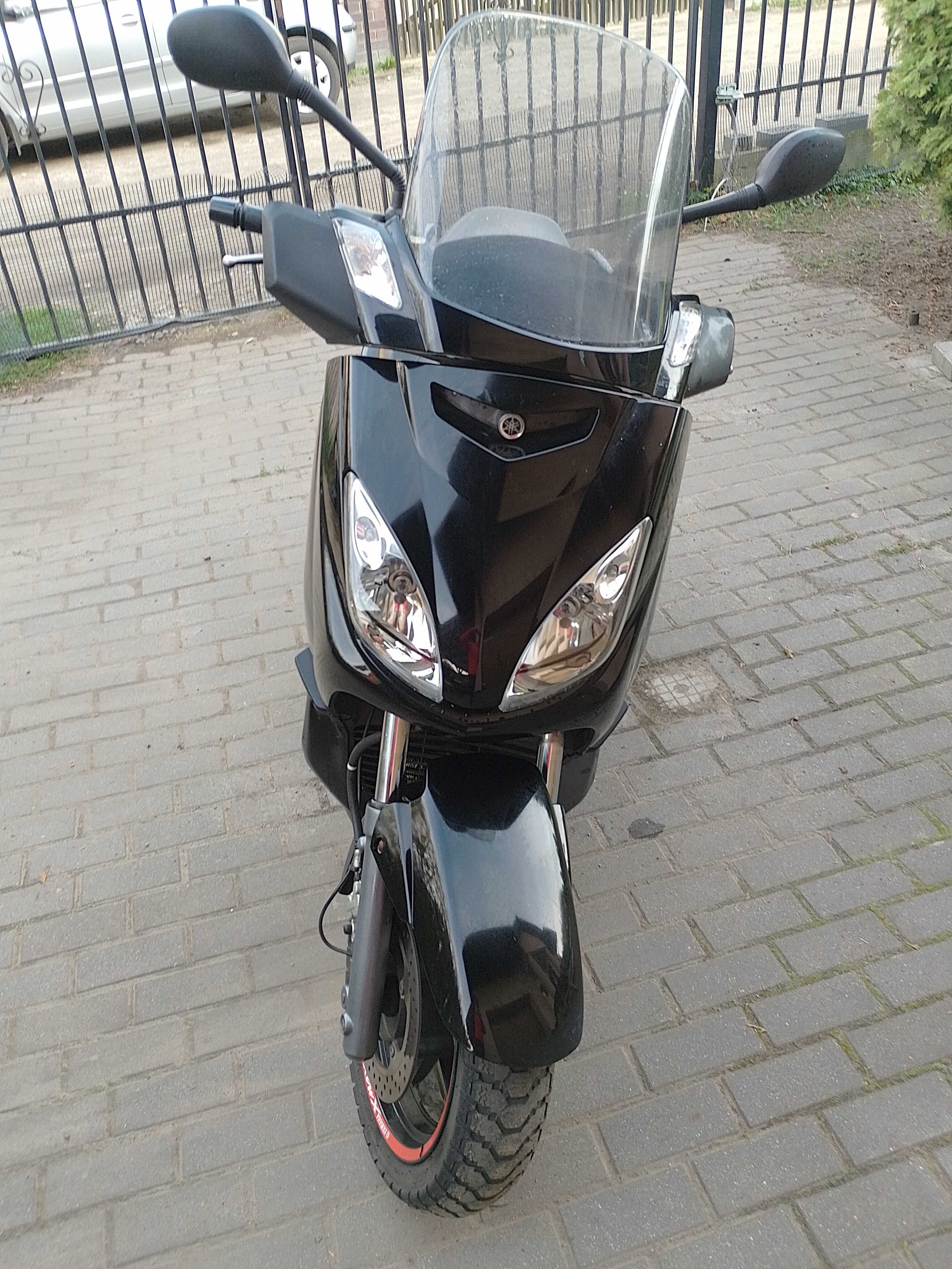 Sprzedam skutera X-max 125