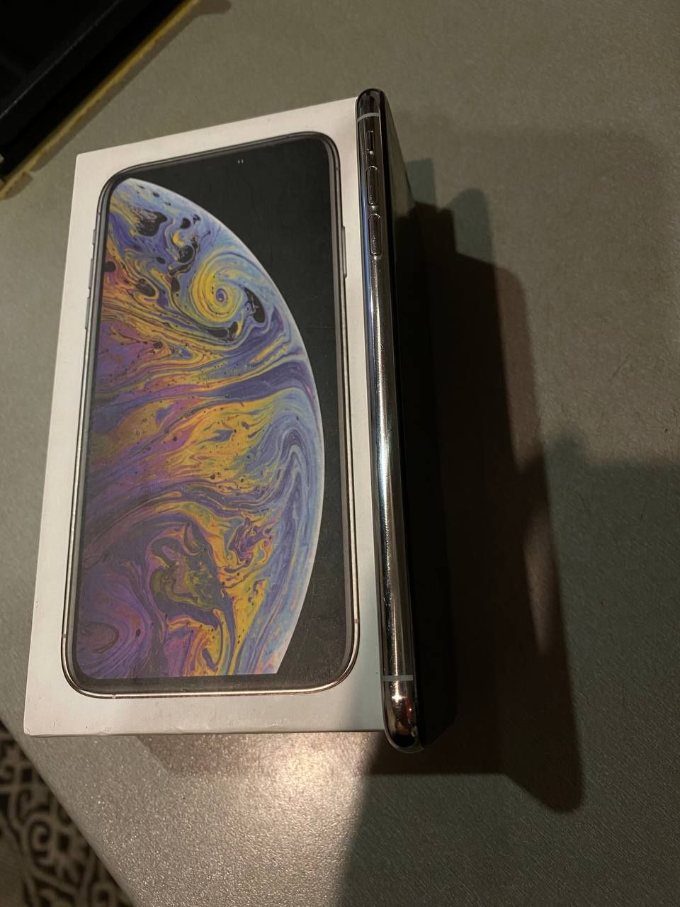 iPhone Xs max silver 64 gb