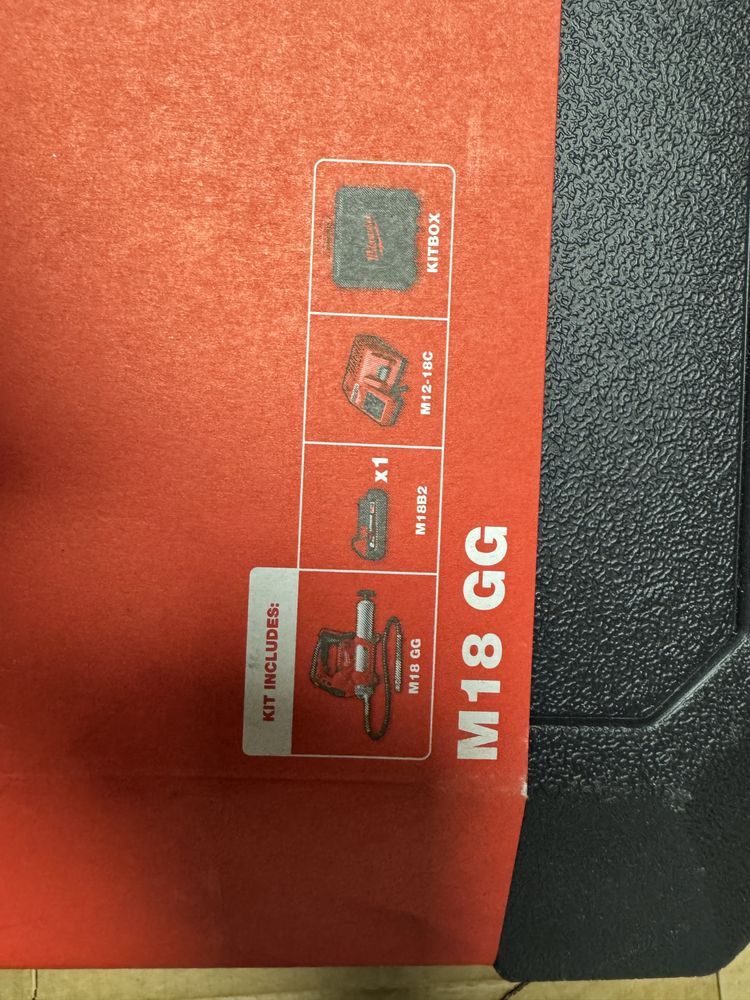 Milwaukee smarownica M18 GG