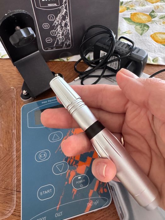 Makijaż permanentny urzadzenie P100