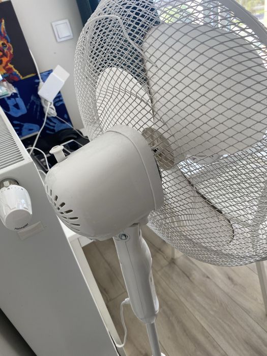 Wentylator stojący Midea z pilotem – 100 zł