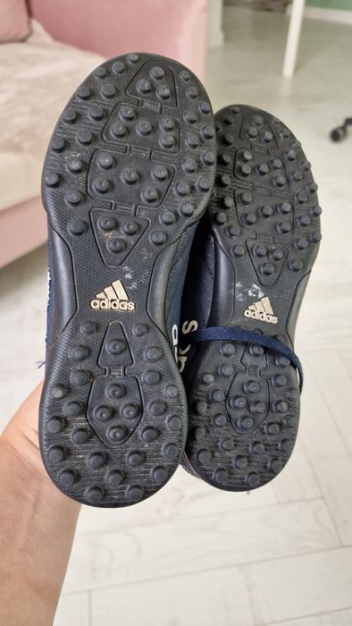 Buty do piłki Adidas roz.33