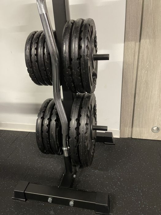 Zestaw talerze żeliwne + 2 sztangi, hantle i stojak 140kg