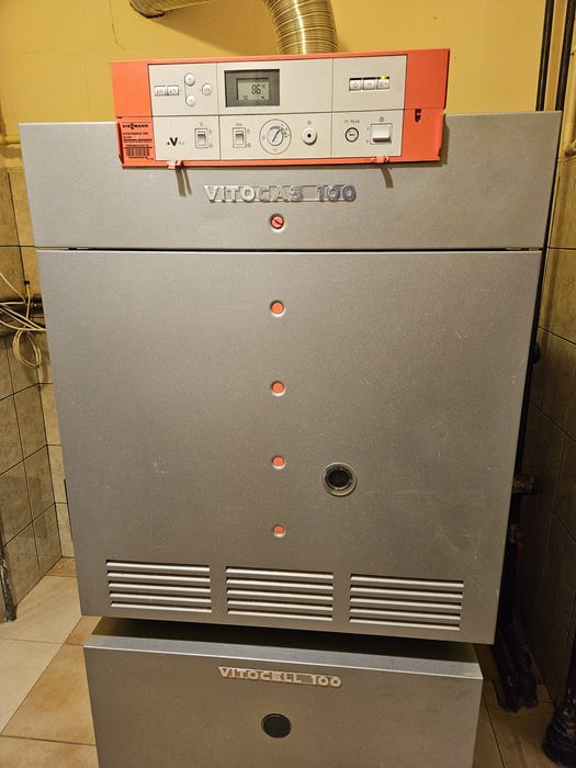 Piec gazowy Viessmann plus zasobnik wody