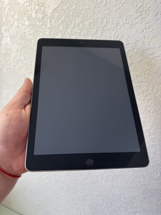 iPad 6 2018 32Gb WiFi +4G LTE Space Gray