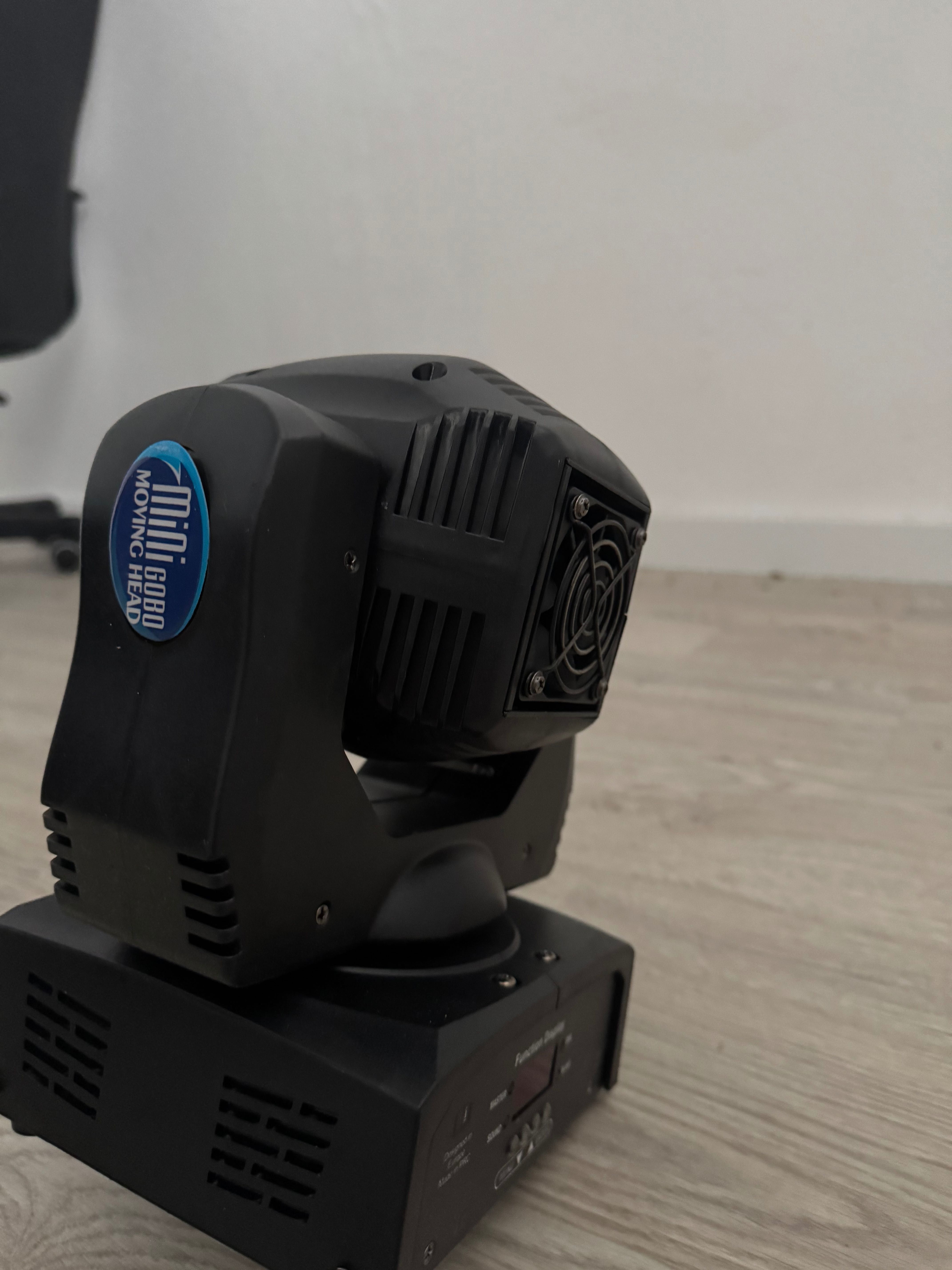 Conjunto de Robôs Wash Moving Head com mesa controladora