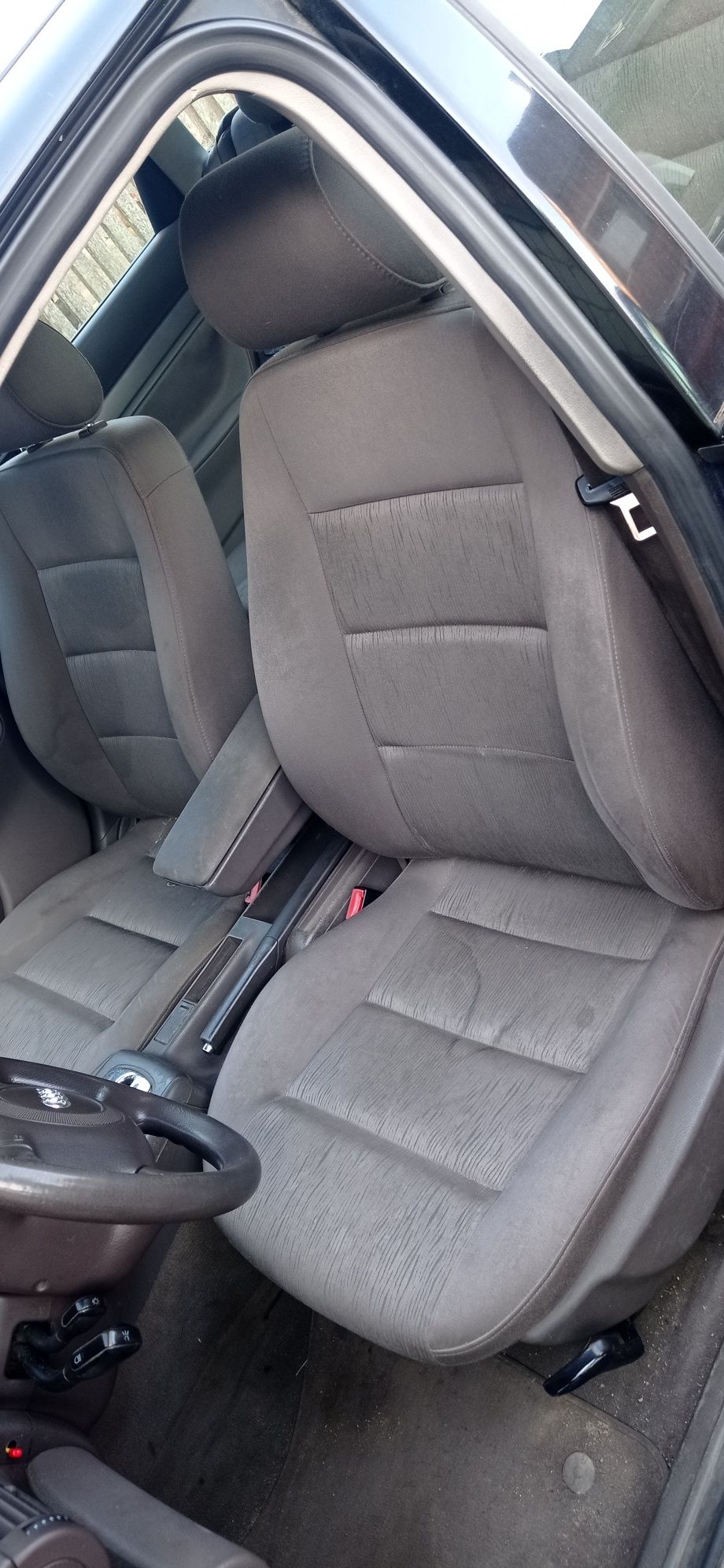 Audi a4 b5 zderzak maska pas