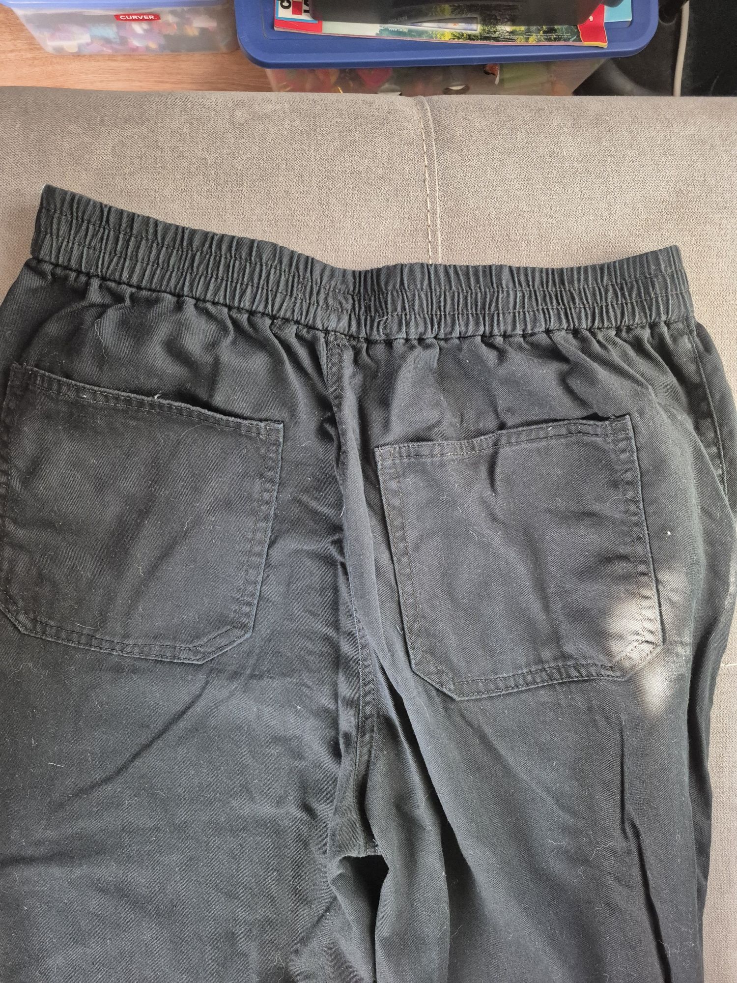 Spodnie Cropp 40