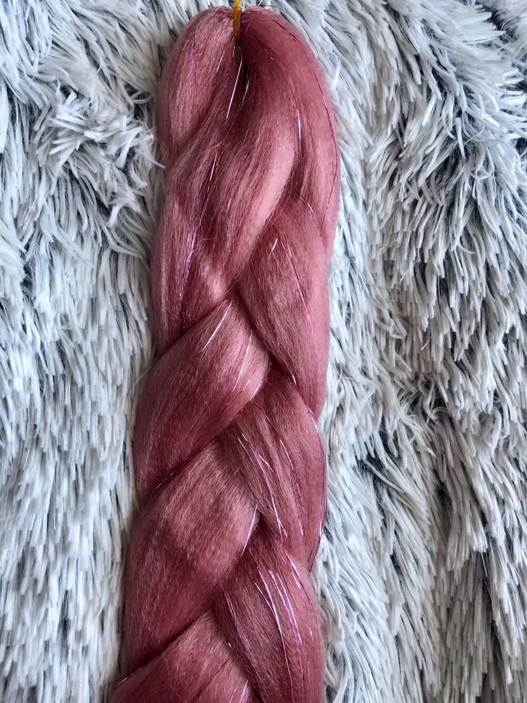 Włosy syntetyczne z błyszczącą nicią Różowe 120cm