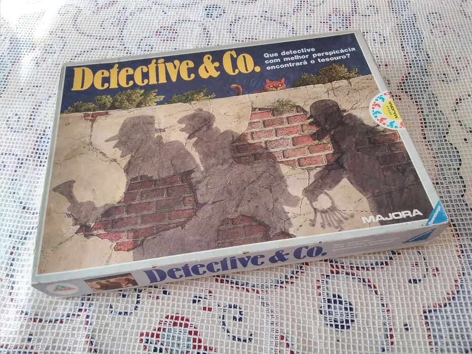 Jogos: Antigo anos 80 Detetive & Co, Majora