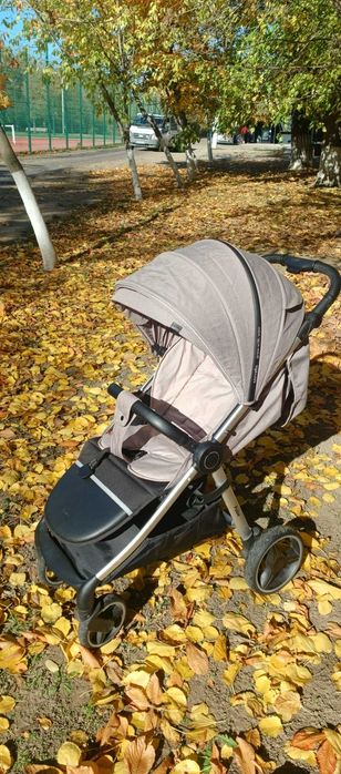 Прогулянковий візочок Carrello (Карелло) Pulse бежевого кольору