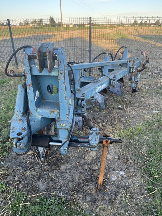 Pług zagonowy 4 skibowy overum