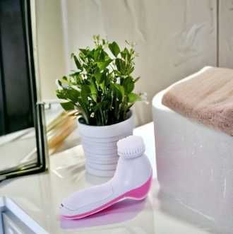 Szczoteczka do mycia twarzy peeling 5w1 masażer