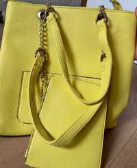 Жіноча сумка жовтого кольору