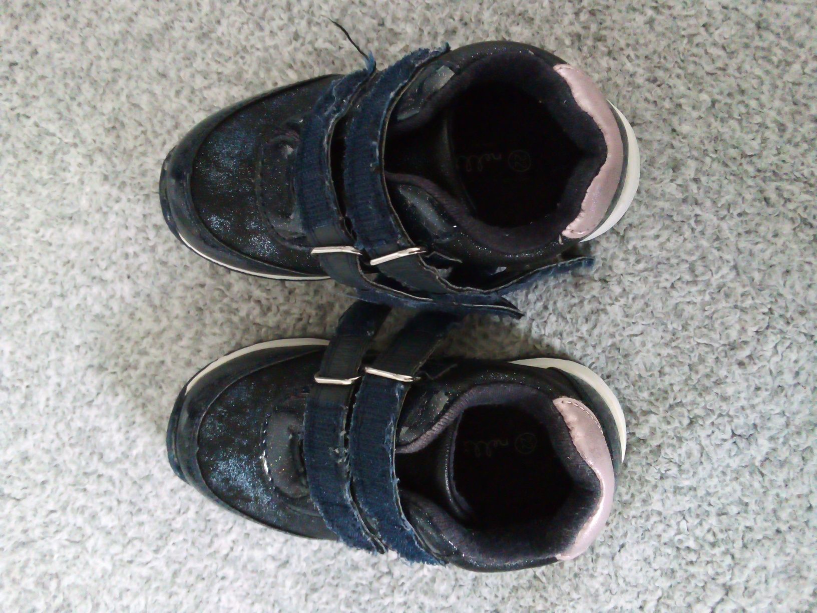 Dziewczęce granatowe sneakersy buty sportowe rzepy Nelli Blu CCC r. 22