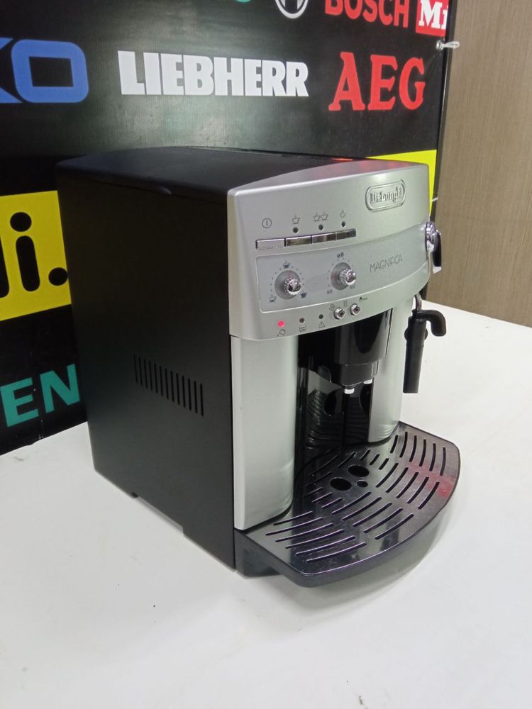 Кофемашина DeLonghi ESAM 3200 S. Б/у из Германии. Код 6