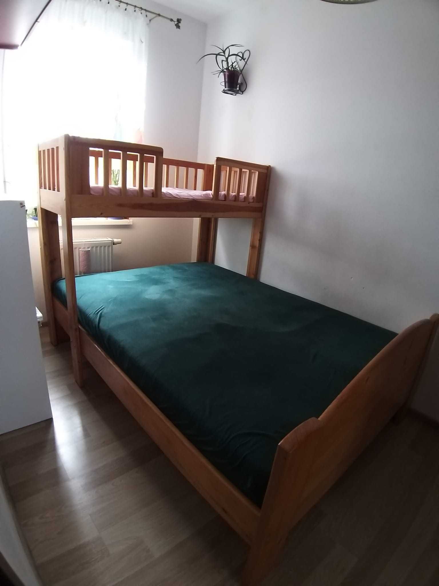 Sypialnia z nadbudówką dla dziecka