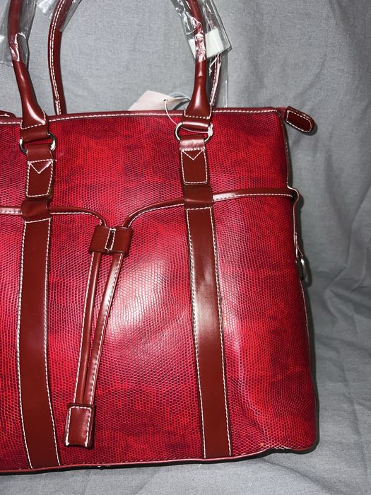 Сумка червона жіноча