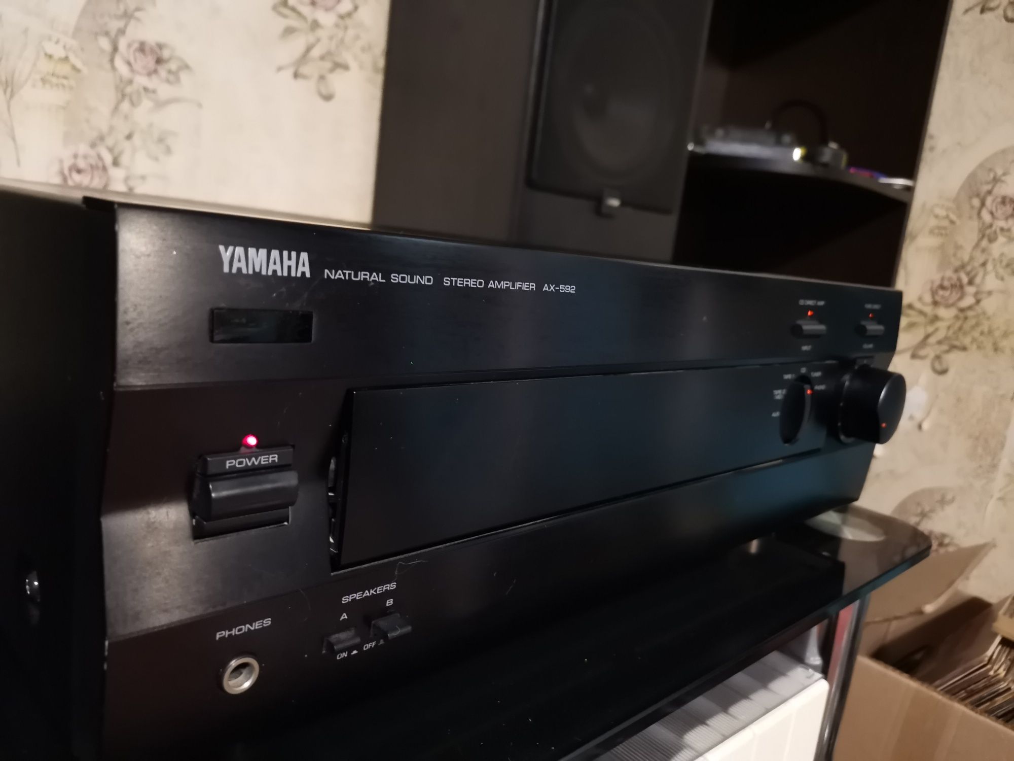 Усилитель Yamaha ax 592.и Yamaha ax 1050. В  идеале.