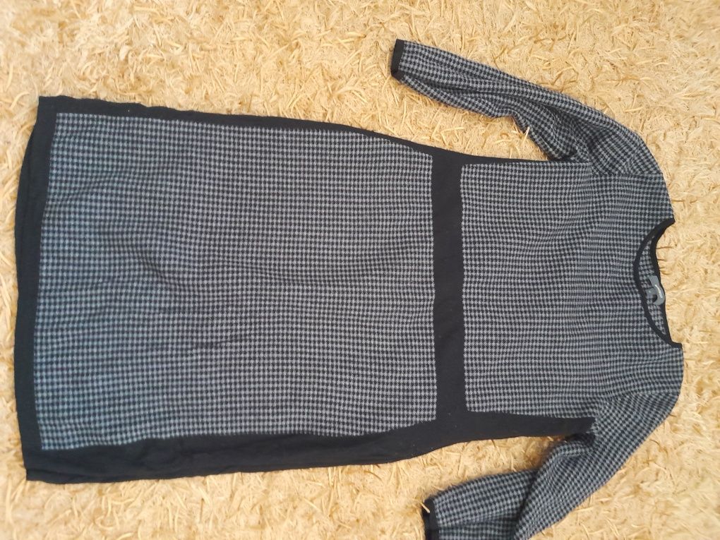 Sukienka midi Montego