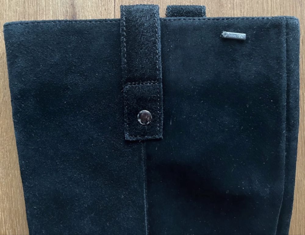 Kozaki czarne Clarks zamsz Goretex roz. 39,5