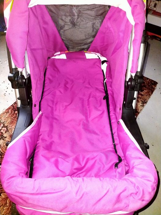 Wózek dziecięcy używany