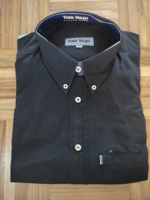 Vende-se várias camisas novas Tom-Maso