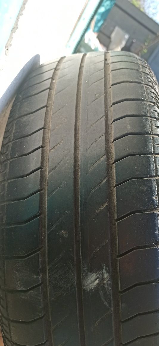 Продам запаску 195/65/15  5*112