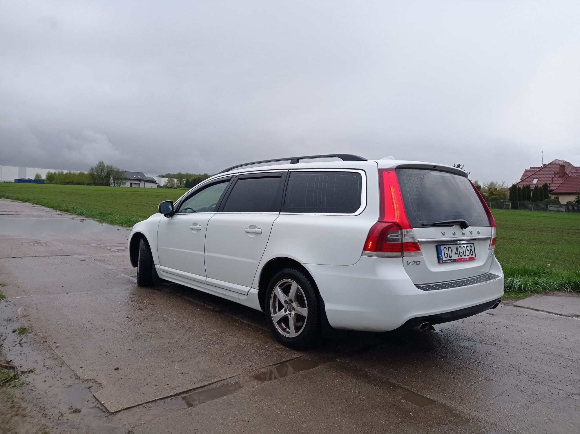 Volvo V70 2.0 diesel 180 koni momentum