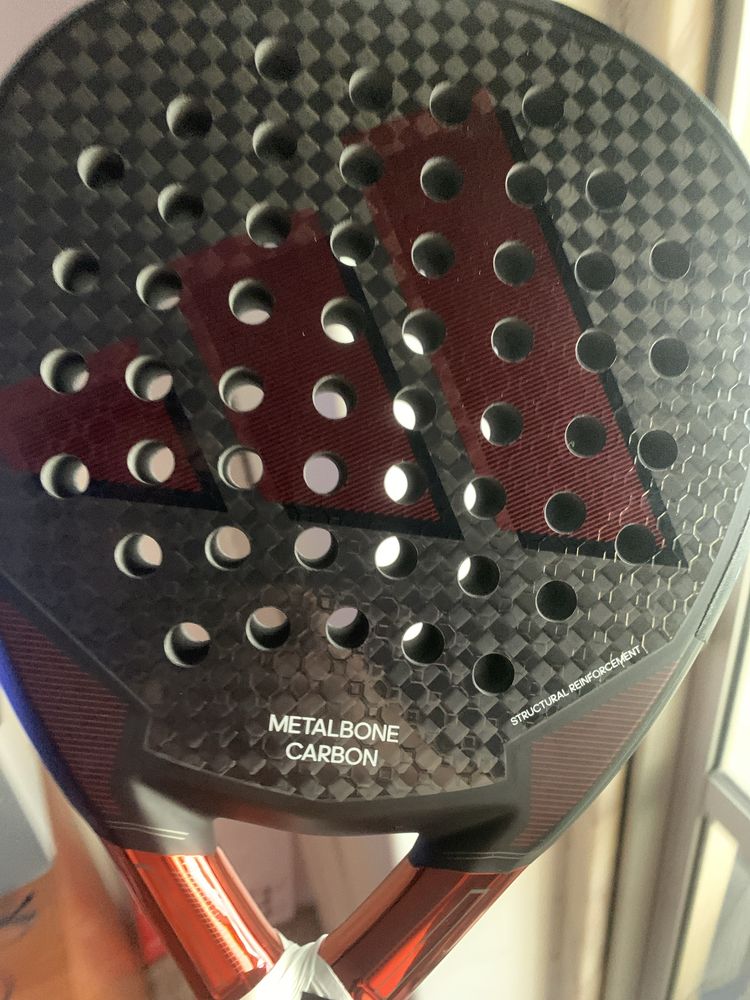 Raquete de padel Adidas Metalbone Carbon 2024