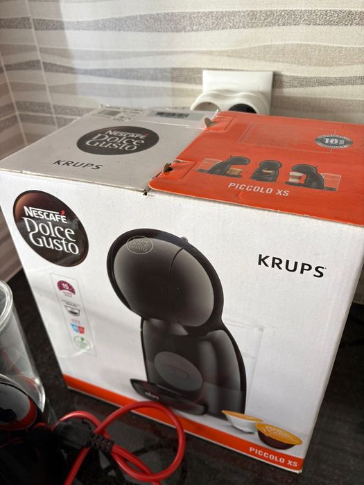 Máquina de café Dolce Gusto Piccolo XS