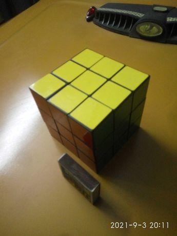 кубик рубика игрушка
