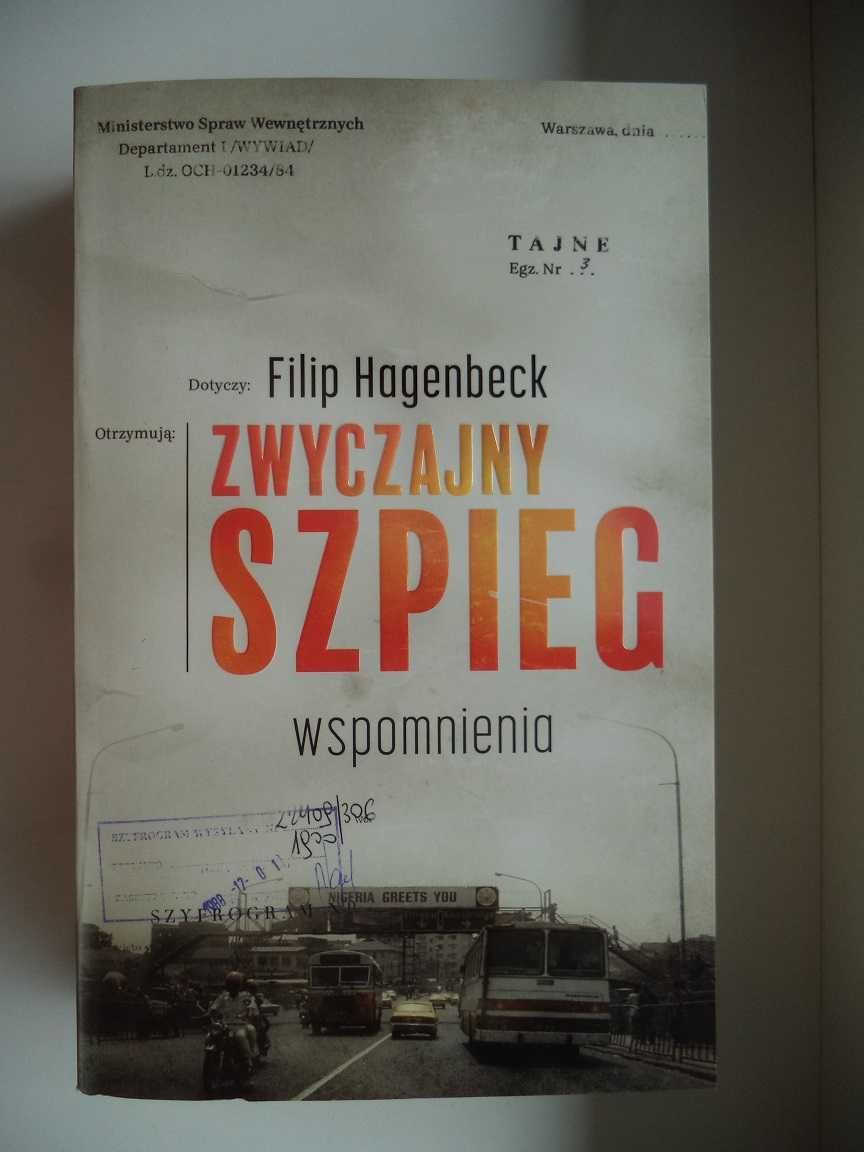Książka Zwyczajny Szpieg - Filip Hackenbeck