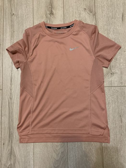 футболка nike спортивная