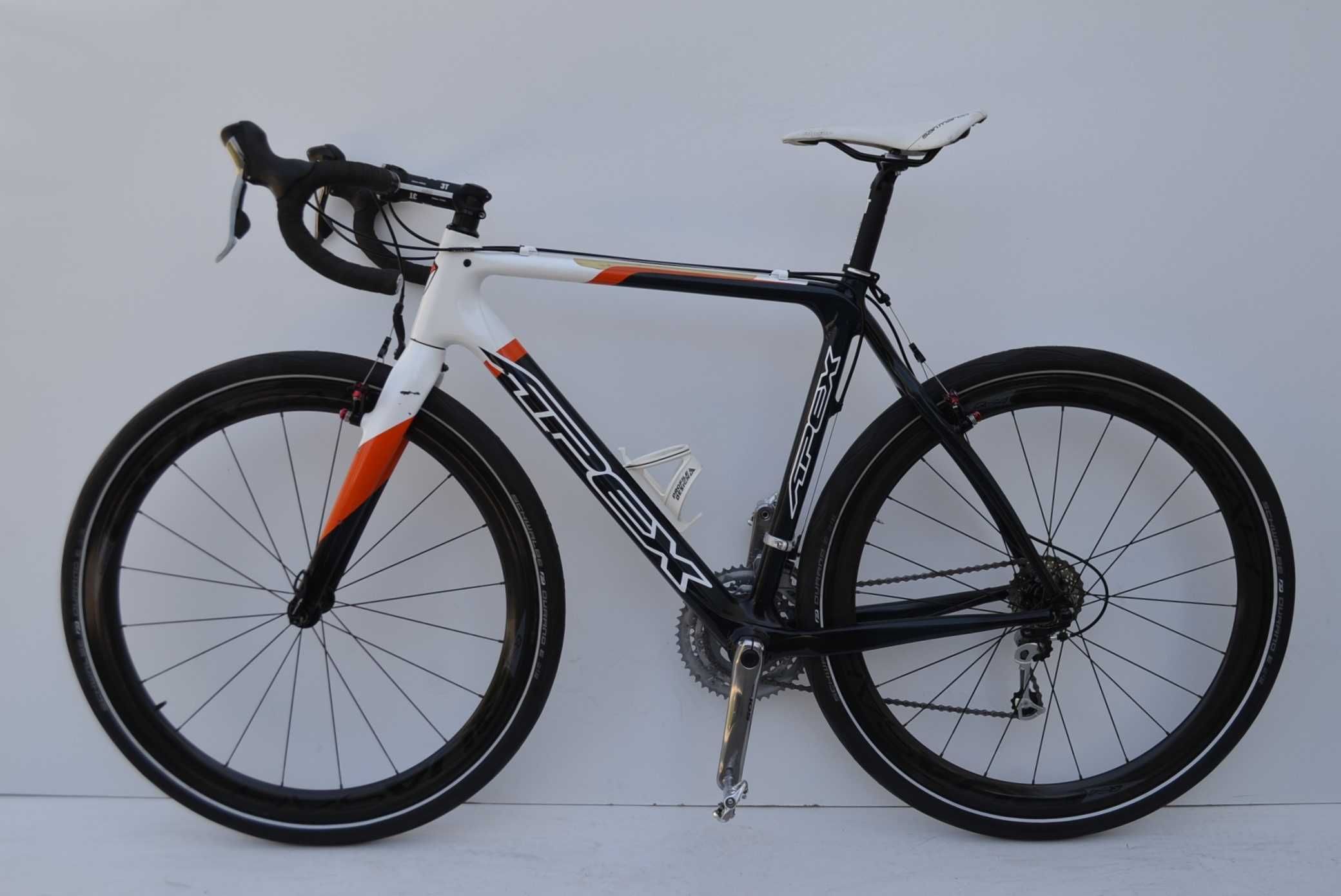 Przełajowy Apex carbon 3x10 shimano 105 koła carbon quasar rama L 54