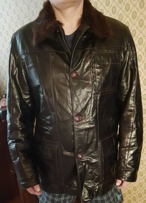 Продам мужскую кожаную дубленку