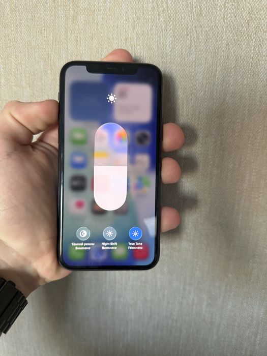 Айфон 11 pro на 256 ГБ