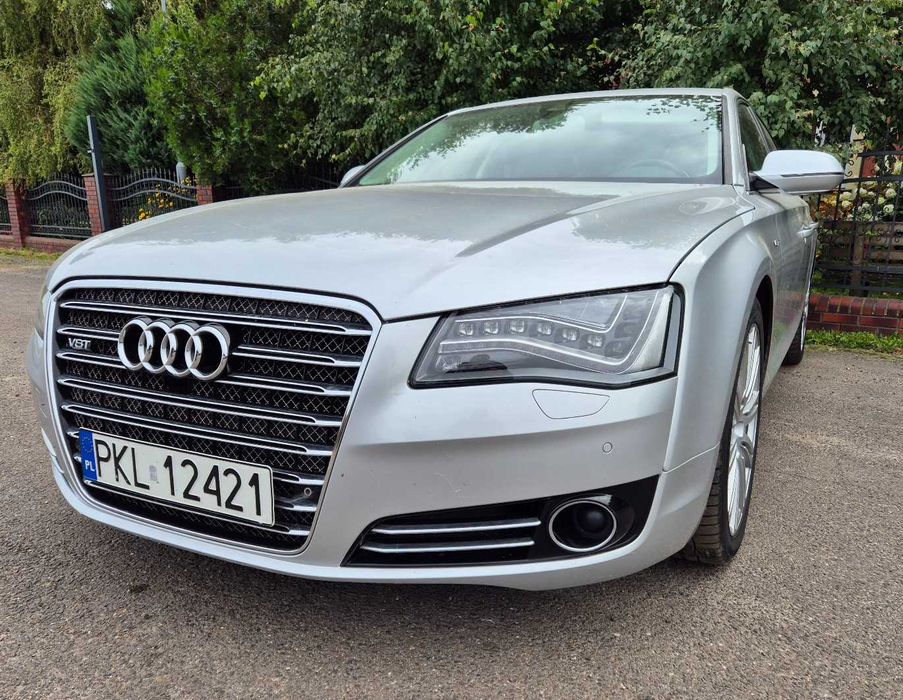 Audi A8 V8 D4 Ogrzewanie postojowe TV monitory Night Vision hak 4x4