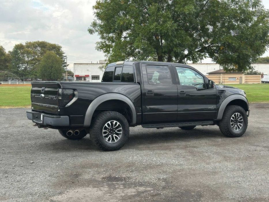 Ford F-150 SVT Raptor SuperCrew      2014