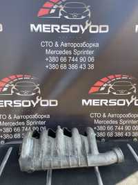 Колектор впускний Mercedes Sprinter W901,902,903,904,905 OM612 2.7 cdi