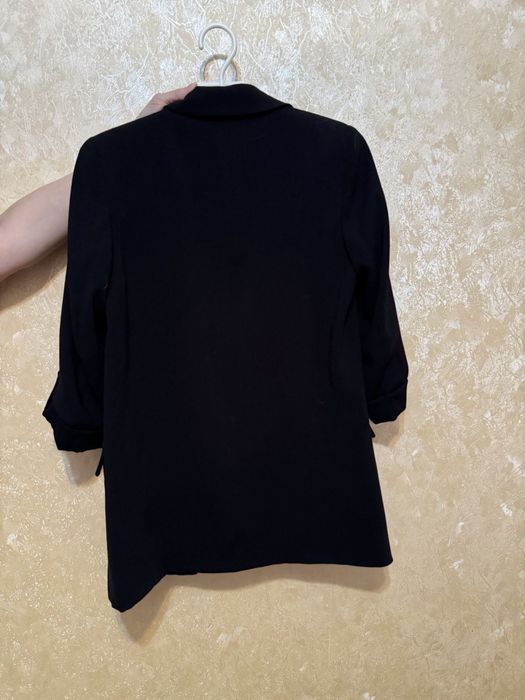 Піджак Zara розмір xs